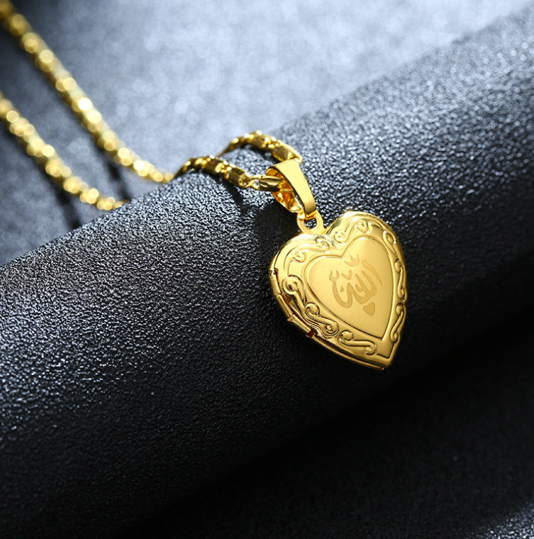 Elegant Islamic Heart Pendant