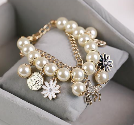 Elegant Pearl Floral Bracelet
